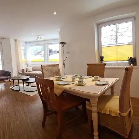 Buchensteinblick * ザンクト・ヤーコプ・イン・ハウス