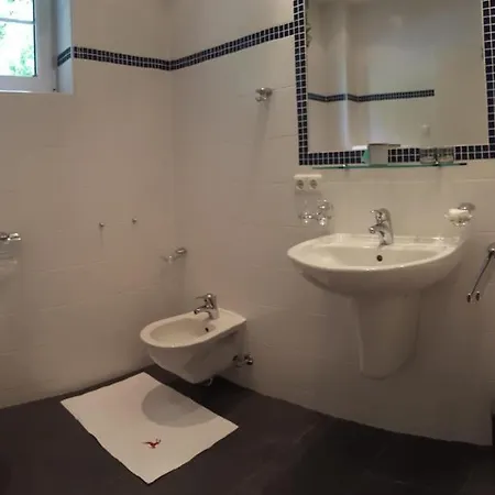 Buchensteinblick アパート *