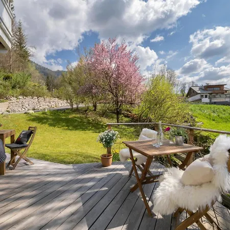 Buchensteinblick * ザンクト・ヤーコプ・イン・ハウス