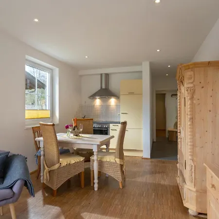 Apartment Buchensteinblick *